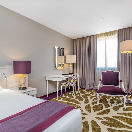 Holiday Inn Porto Gaia By Ihg Vila Nova de Gaia Esterno foto