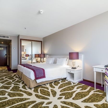 Holiday Inn Porto Gaia By Ihg Vila Nova de Gaia Esterno foto