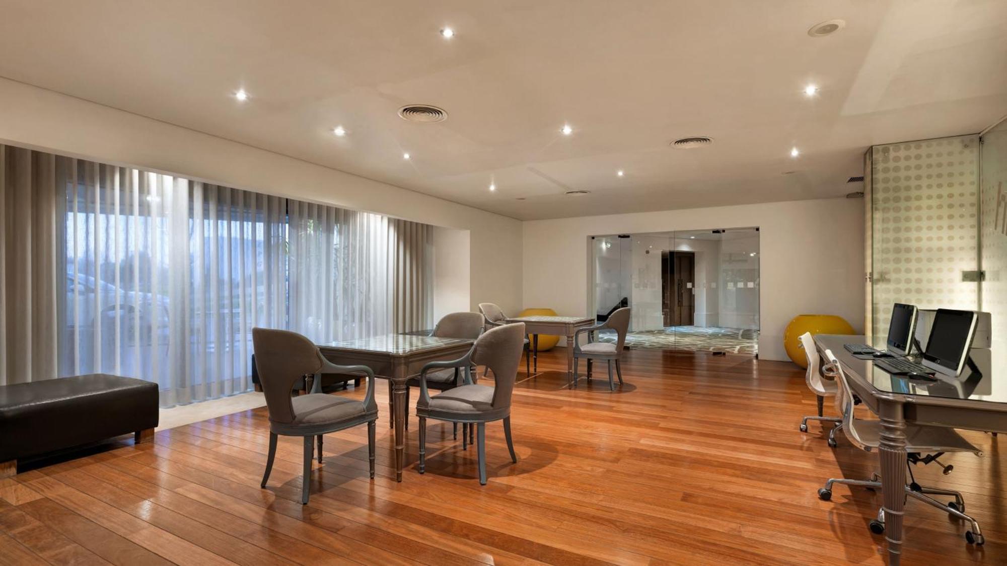Holiday Inn Porto Gaia By Ihg Vila Nova de Gaia Esterno foto