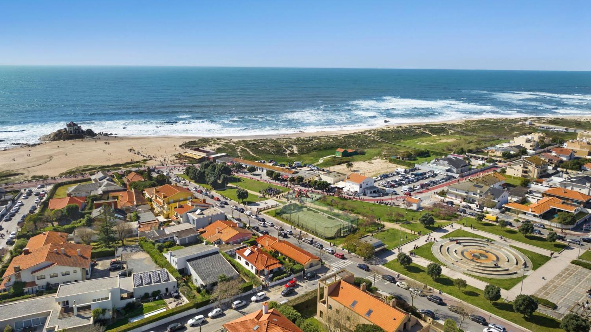 Holiday Inn Porto Gaia By Ihg Vila Nova de Gaia Esterno foto