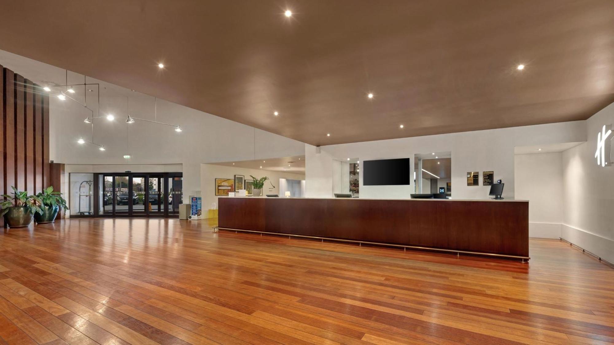 Holiday Inn Porto Gaia By Ihg Vila Nova de Gaia Esterno foto