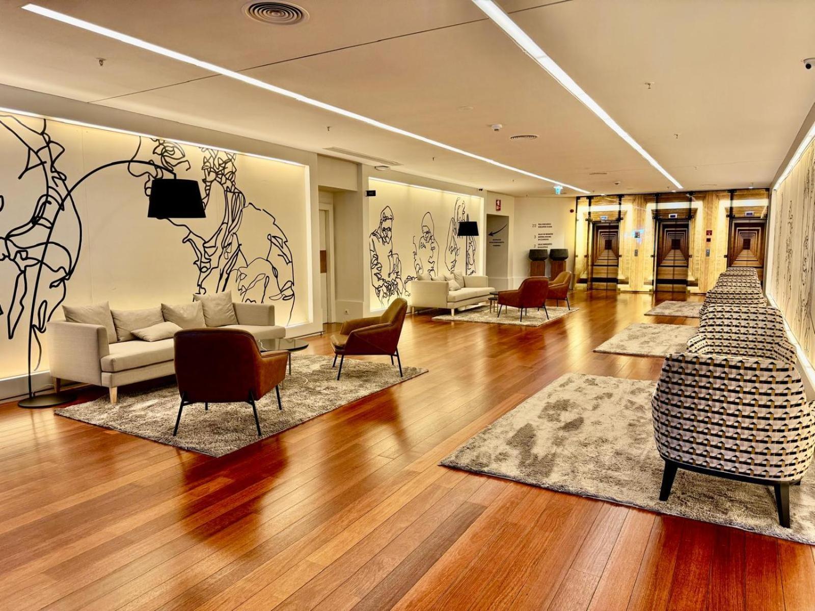 Holiday Inn Porto Gaia By Ihg Vila Nova de Gaia Esterno foto