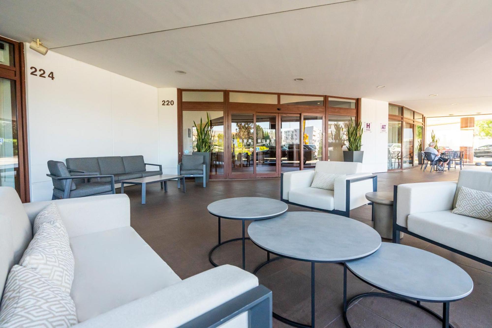 Holiday Inn Porto Gaia By Ihg Vila Nova de Gaia Esterno foto
