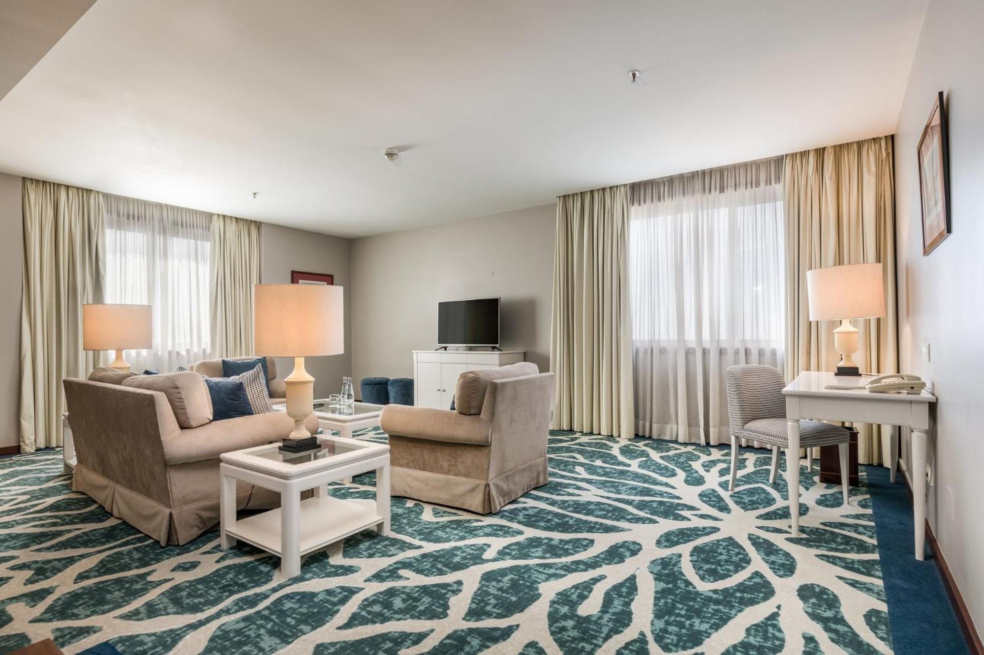 Holiday Inn Porto Gaia By Ihg Vila Nova de Gaia Esterno foto